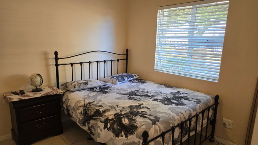 2 Bedroom Property for Sale in Townsend Estate Western Cape